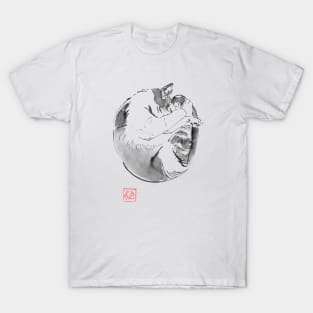 round cat T-Shirt